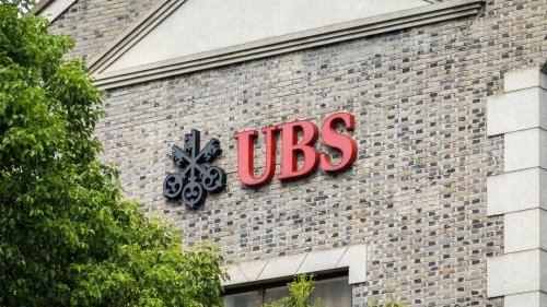 UBS bei Credit Suisse fast am Ziel