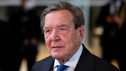 Altkanzler Schröder verlässt Aufsichtsrat