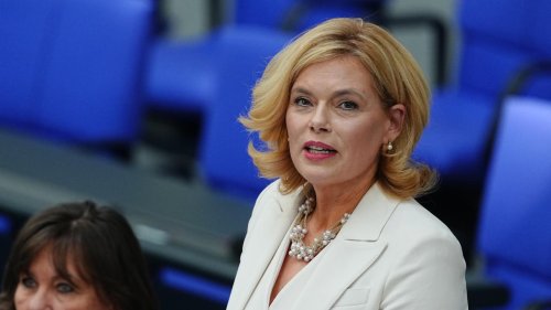 Klöckner will im Streit vermitteln