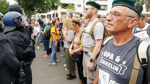 "Querdenker" im Kampfmodus