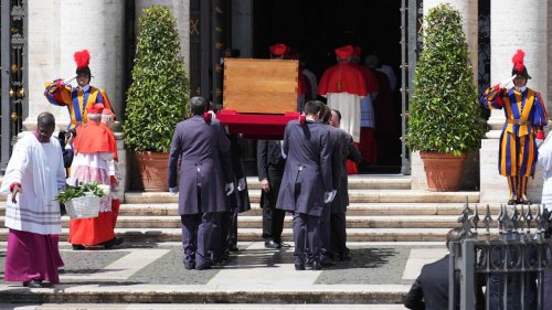 ++ Papst Franziskus wird beigesetzt ++