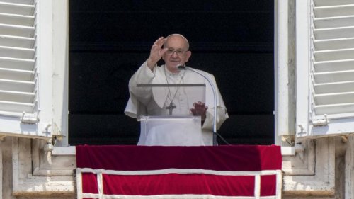 Papst ruft zu Frieden und Harmonie auf
