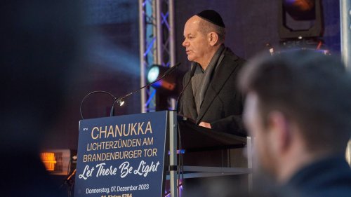 Beginn des Chanukka-Festes: Scholz verspricht jüdischer Gemeinde Schutz und Solidarität
