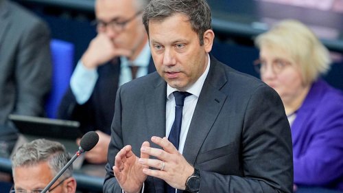 Bundestag: Klingbeil: Politiker sollten in Rentenversicherung einzahlen
