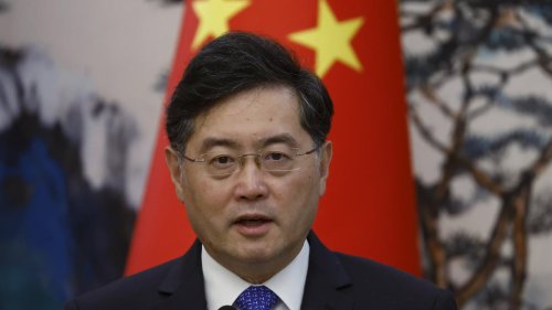 Er war im Sommer plötzlich verschwunden: Chinas Ex-Außenminister Qin Gang soll als Abgeordneter zurückgetreten sein