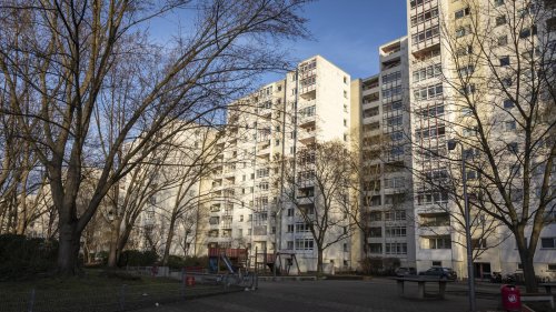 „Untragbare Zustände“ in Berliner Großsiedlung: Mietgemeinschaft demonstriert und schreibt Brandbrief