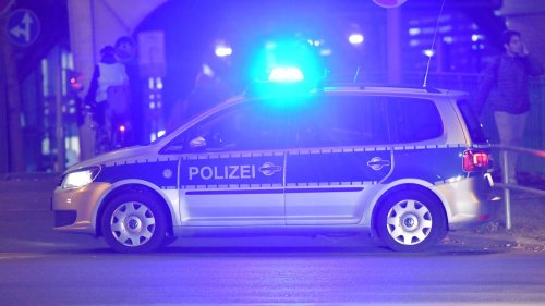 Großeinsatz in Berlin: Polizei sucht nach Seniorin und Baby – Hubschrauber und Hunde im Einsatz