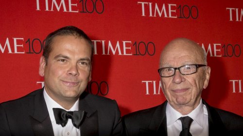 Zu extrem für Werbepartner? : Wenn Fox News unter Lachlan Murdoch weiter nach rechts rückt