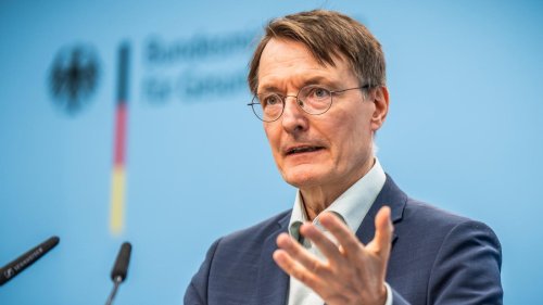 Kubicki kritisiert Lauterbach nach Covid-Enthüllungen: „Bundesregierung hat deutsche Öffentlichkeit im Ungewissen gelassen“