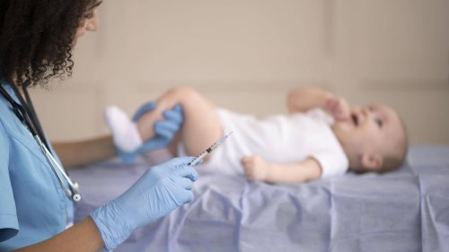 Was der Kinderarzt rät: Ist Impfen belastend für Babys?