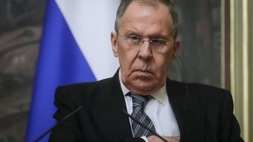 Wegen westlicher Waffenlieferungen: Lawrow kündigt tieferes Eindringen in die Ukraine an