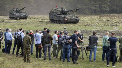 Ersatz für Leopard, Panzerhaubitze & Co.: Pistorius macht Tempo – ein bisschen