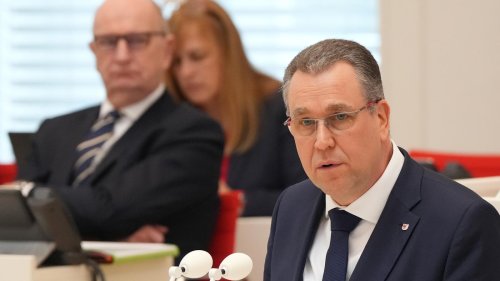 Plan für 2025: Verkehrsminister ermahnt Bund zur Beteiligung am Deutschland-Ticket