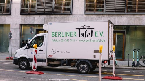 Schokohasen, Kaffee und Konserven gefragt: Berliner Tafel bittet zu Ostern um zusätzliche Spenden