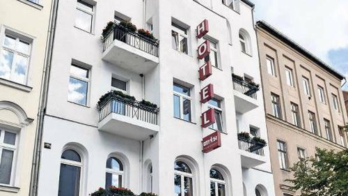 Unterbringung von Geflüchteten: Berliner Grüne wollen Hotels und Hostels kaufen