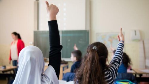 Gesetzentwurf "beunruhigt muslimische Lehrerinnen und Schulen"