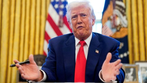 Streit mit Journalist während Live-Interview: Weißes Haus bearbeitet Foto – Trump glaubt, es ist echt