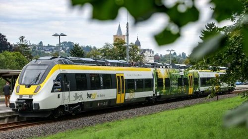 Deutsche Bahn bringt ersten Batteriezug auf die Gleise