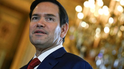Abteilungen für Kriegsverbrechen betroffen: Rubio kürzt das Außenministerium zusammen