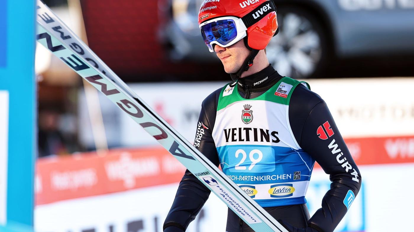 Weltcup in Finnland: Leyhe macht Schluss: Sekt bei Skispringern nur zum Abschied