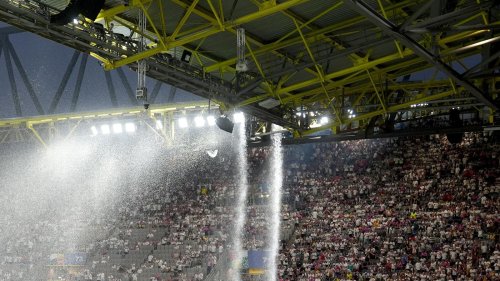 Nach Aktion in Dortmund: EM-Stadionkletterer soll 12.076,93 Euro Polizeikosten zahlen