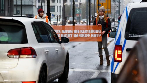 „Letzte Generation“ setzt Aktionen fort: Innensenatorin sieht Berlin am stärksten von Klimaschutz-Blockaden betroffen
