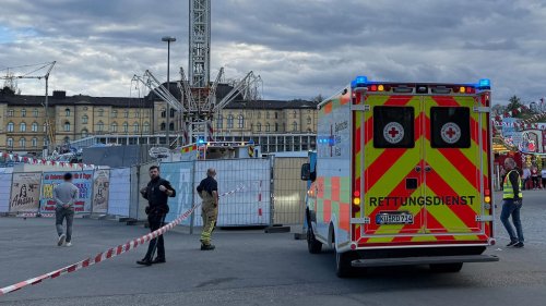Schausteller verweist auf „ganz frischen TÜV“: Fünf Verletzte bei Unfall mit Kettenkarussell auf Bayreuther Frühlingsfest