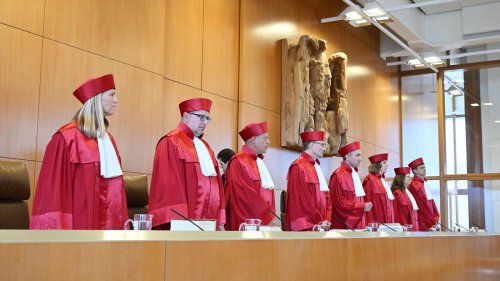 Vor dem Bundesverfassungsgericht: Ein Papa kämpft für sein Recht, Vater zu sein