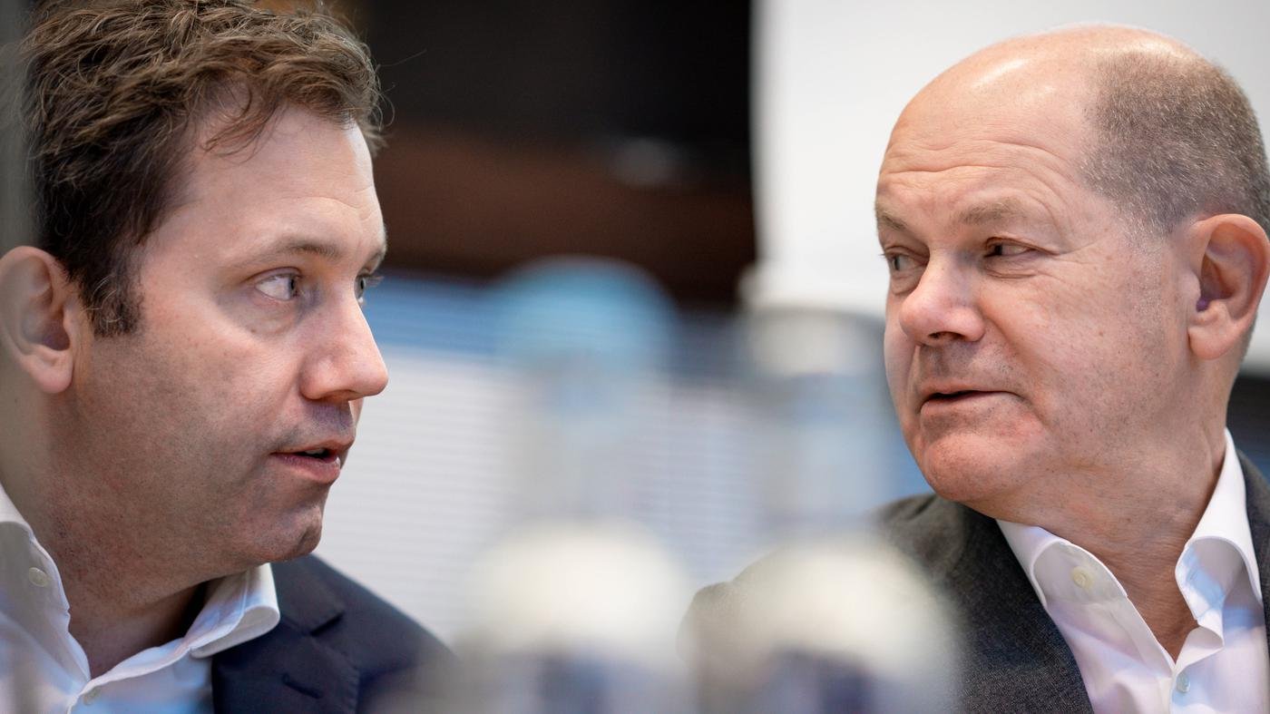 SPD widerspricht: Klingbeil will Scholz keinen Verzicht auf Kanzlerkandidatur nahegelegt haben