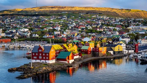 Neuwahlen auf den Färöer-Inseln: Warum Moskau im Nordatlantik noch Partner hat