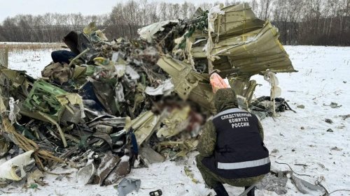 Moskau wirft Kiew Abschuss vor: Russland will offenbar Opfer von Flugzeugabsturz an Ukraine übergeben