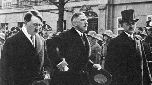 Protokoll des 21. März 1933: Glocken, Kanonen und Hitlers Schal
