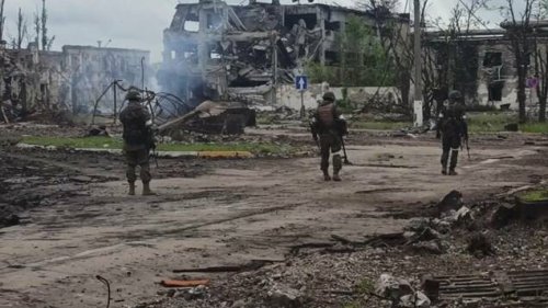 Verteidiger im Donbass in Bedrängnis, Lage „extrem schlecht“ – der Überblick