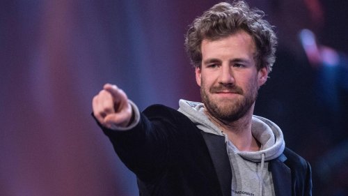 Umstrittener Comedian zu Gast in Potsdam: Kritik am Auftritt von Luke Mockridge im Lindenpark