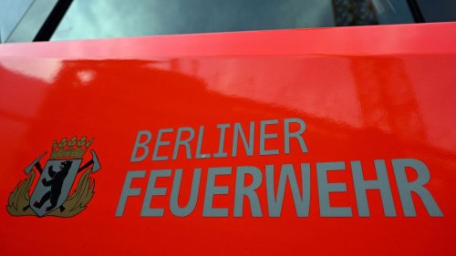 Brand und Nazi-Symbole auf dem RAW-Gelände: Flammen an einem Musikclub in Berlin-Friedrichshain gelöscht | Flipboard