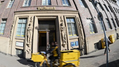 Relikte der Bundespost: Post und Telekom haben noch Tausende Beamte