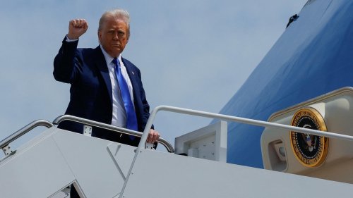 Millionen-Geschenk aus Katar: Trump verärgert mit Luxus-Flieger das eigene Lager