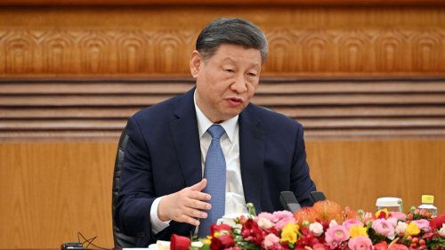 Geschäfte in Fernost: Charmeoffensive - Chinas Xi trifft BMW, Siemens und Co.