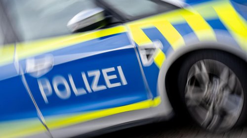Raub: Unbekannte raubt 85-jähriger Frau Mobiltelefon