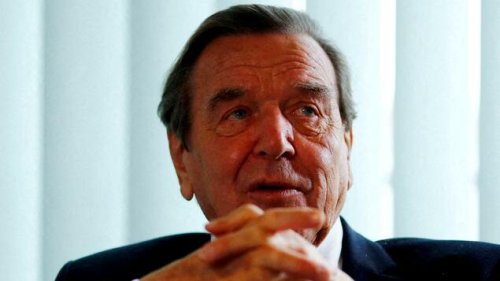 Scholz fordert Schröder zur Niederlegung weiterer Posten auf