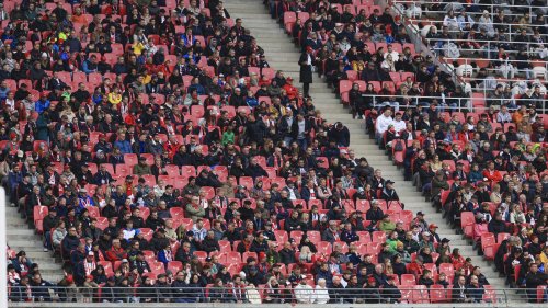 Leere Plätze in der Fußball-Bundesliga: Von wegen ausverkauftes Stadion!