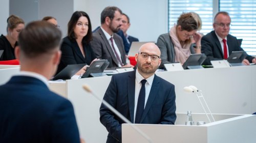 Neuer Brandenburger Innenminister: Wilke stellt Rückführungszentrum für Asylbewerber infrage