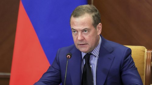 Können sich ihre Friedenspläne „in den Hintern“ schieben: Russlands Ex-Präsident Medwedew lehnt Kiews Forderung nach Waffenruhe ab