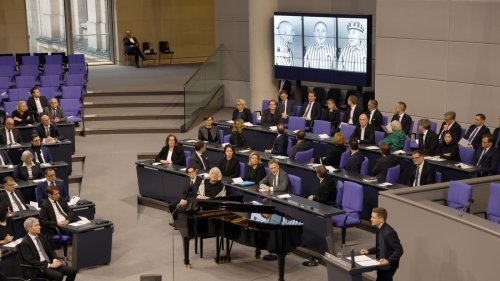 Der Bundestag erinnert an queere NS-Opfer: Eine Gedenkstunde, die nachhallt