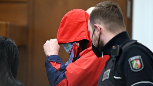 Priester missbrauchte jahrelang Pflegetochter : Katholische Kirche lehnt Verantwortung für Taten ab – noch