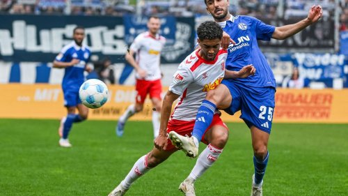 2. Fußball-Bundesliga: „War dumm“: Schalker Barkok bereut Beleidigung gegen Fan