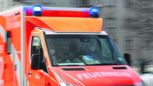 Hinweis von Badegästen: Leblose Person aus Halensee in Berlin gerettet