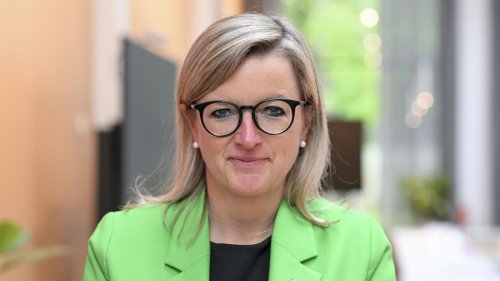 Misstrauen und Abgrenzung: Klement fordert Kulturwandel in der Verwaltung