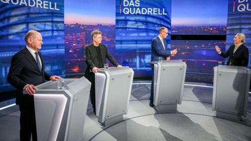 Liveanalyse des TV-„Quadrells“ mit Experten: „Von Beginn an ist der Ton äußerst konfrontativ bis aggressiv“