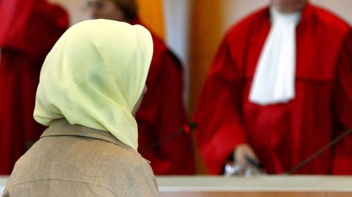 Beschluss des Europäischen Gerichtshofs: Behörden dürfen Mitarbeitern das Kopftuchtragen im Dienst verbieten
